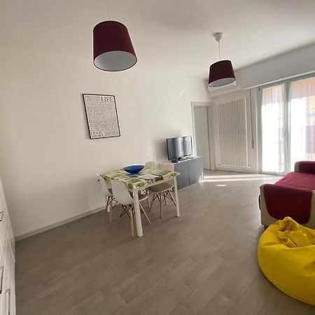 Gianluca Apartments 7A Финале Лигуре Экстерьер фото